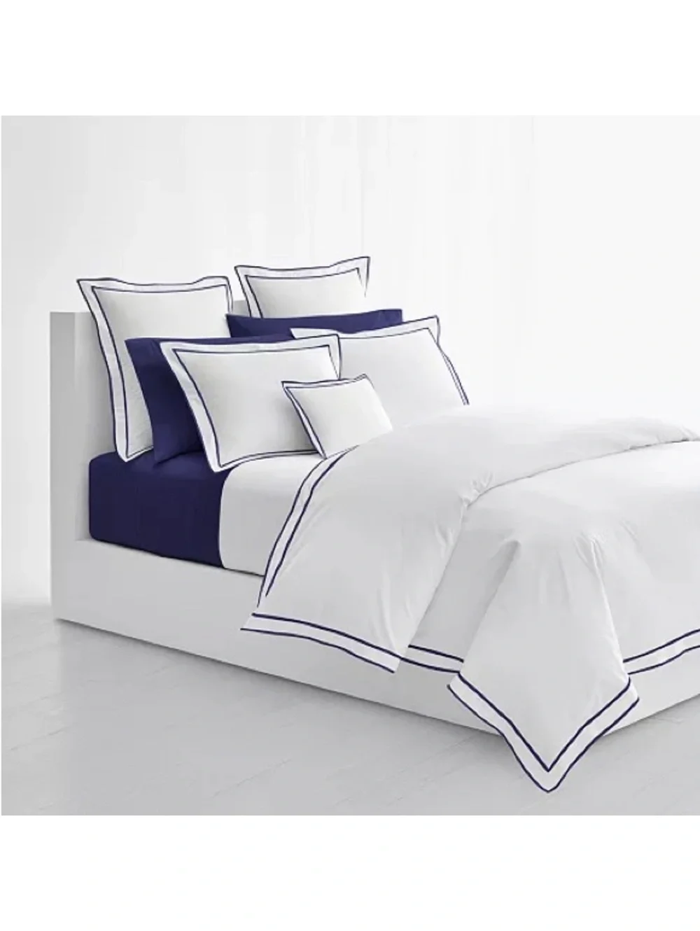 Lauren Ralph Lauren Spencer Sateen Border King Duvet Cover in White/Navy NEW